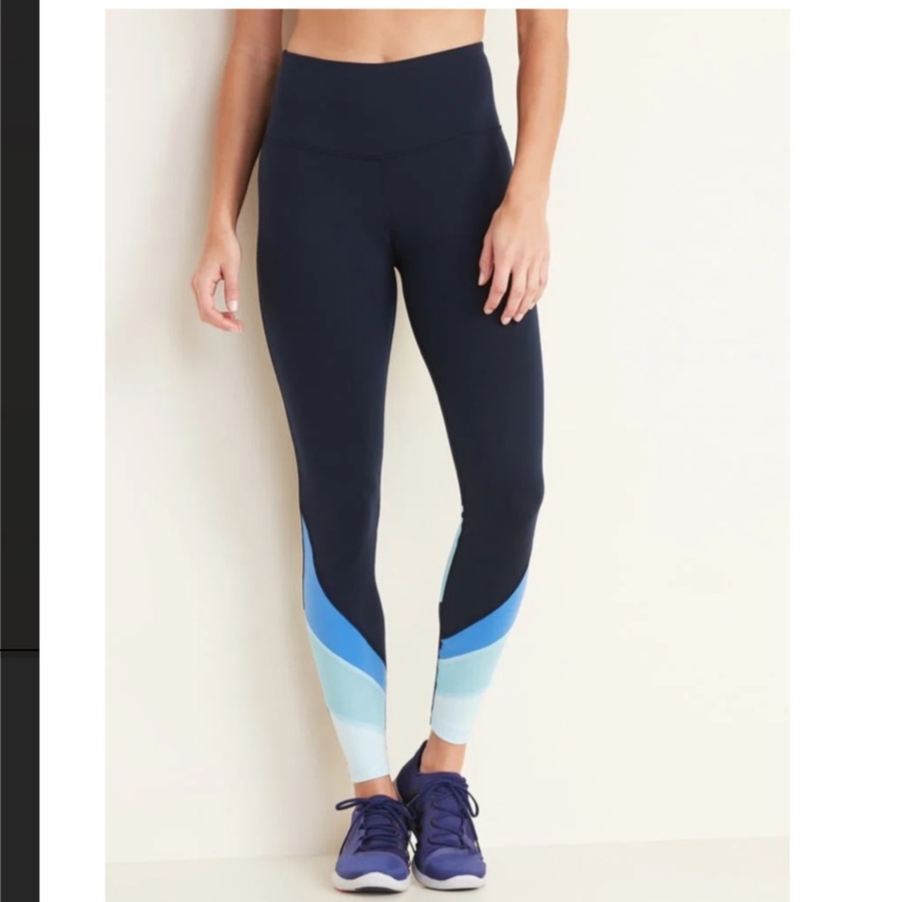 Old Navy High-Waisted Color-Blocked Elevate